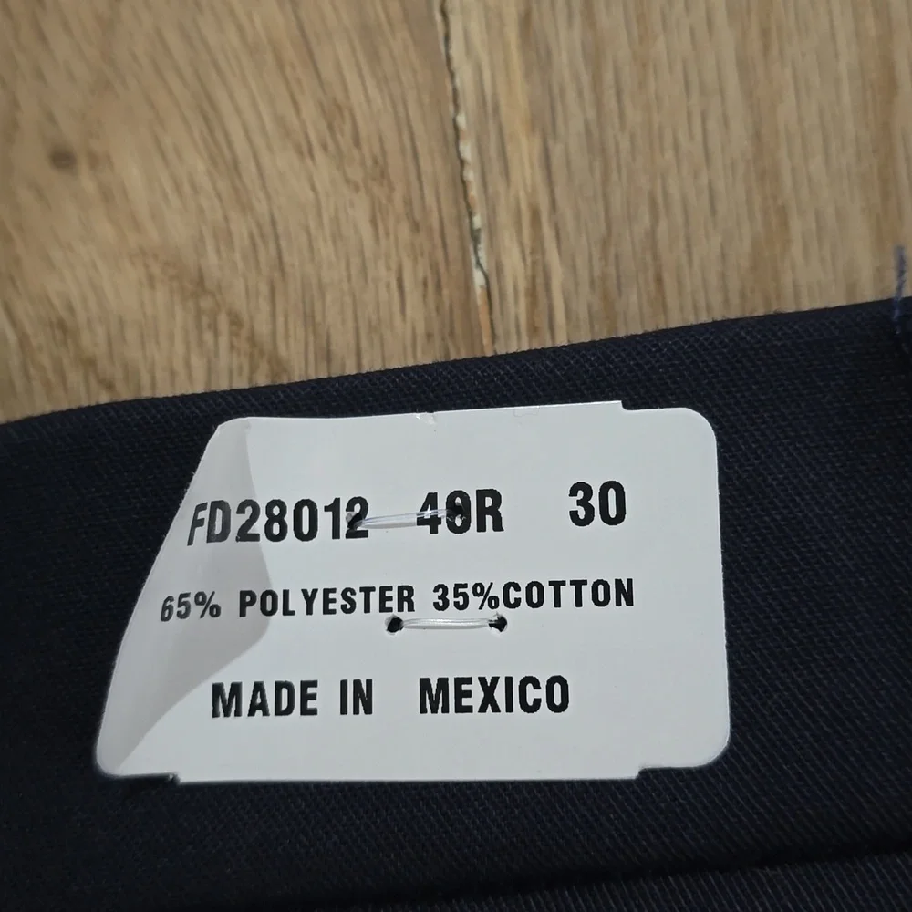 2 Pairs of NWT Men's Pants With Reflective Strip - Picture 3 of 5
